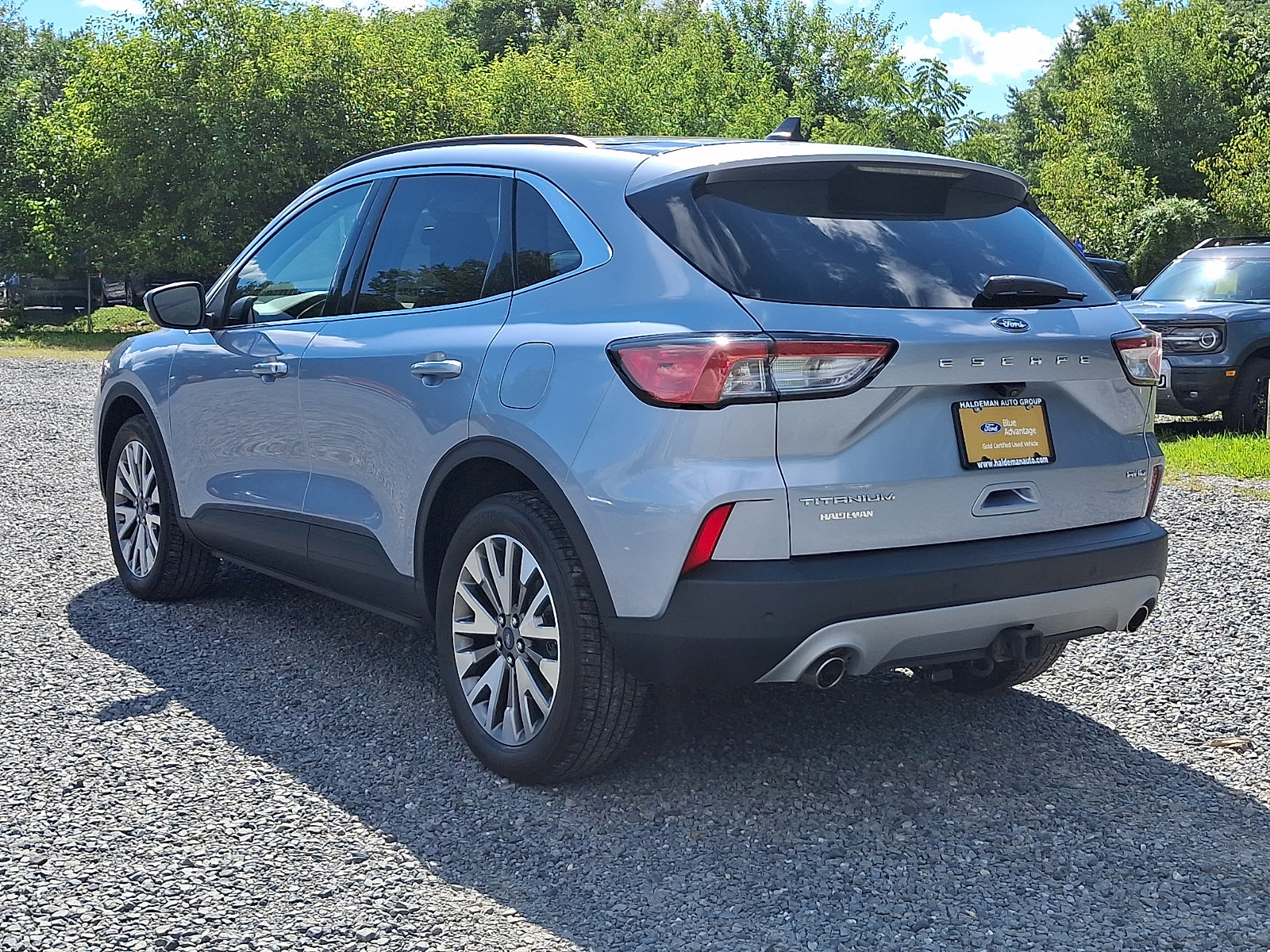 Certified 2022 Ford Escape Titanium w/ Class II Trailer Tow Package AWD/4WD image 5