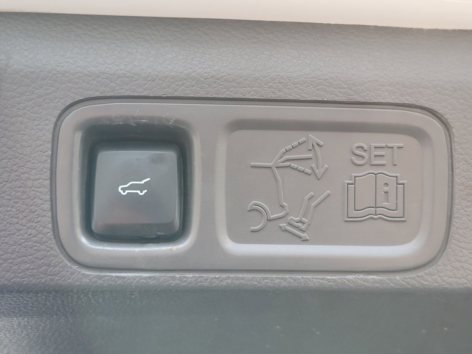 Certified 2021 Ford Expedition Limited RWD image 32