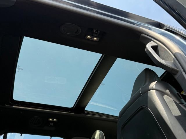 Certified 2020 Ford Explorer ST w/ Premium Technology Package AWD/4WD image 5