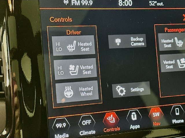 Used 2021 Jeep Grand Cherokee Trailhawk w/ Trailhawk Luxury Group AWD/4WD image 28