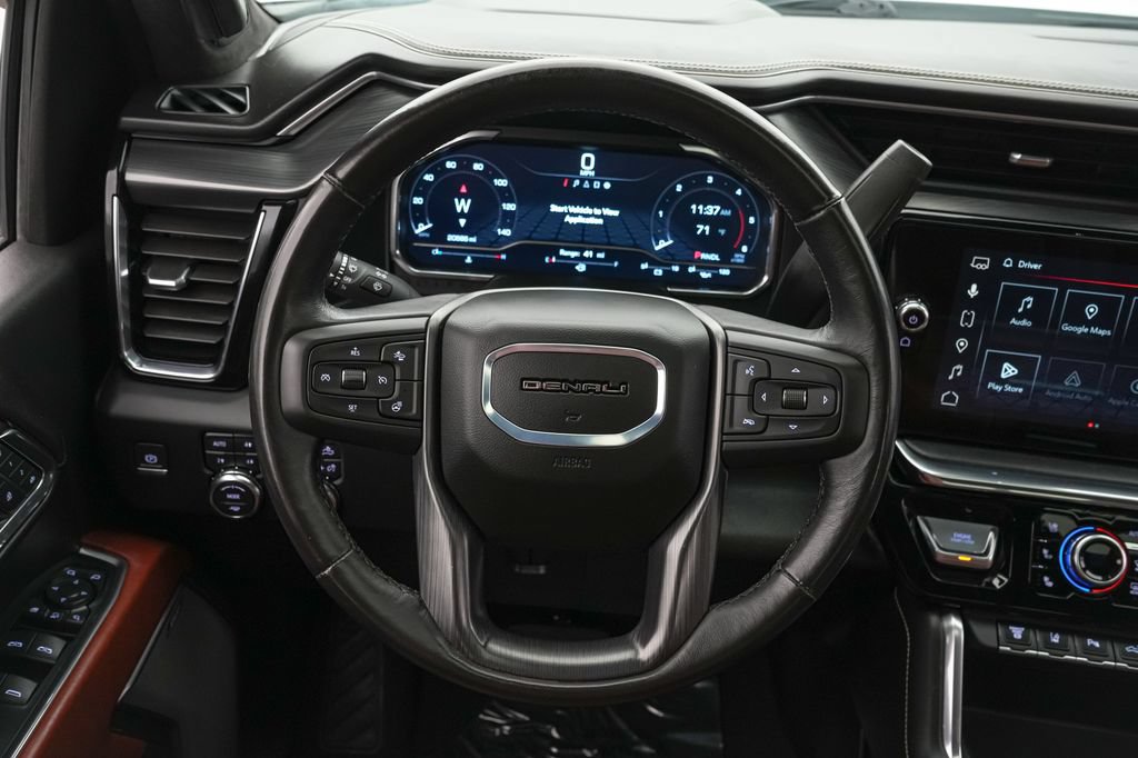 Used 2024 GMC Sierra 2500 Denali Ultimate AWD/4WD image 16