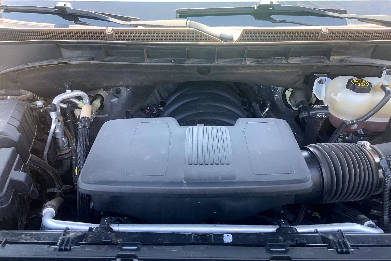Used 2023 GMC Yukon Denali Ultimate w/ LPO, Floor Liner Package AWD/4WD image 32