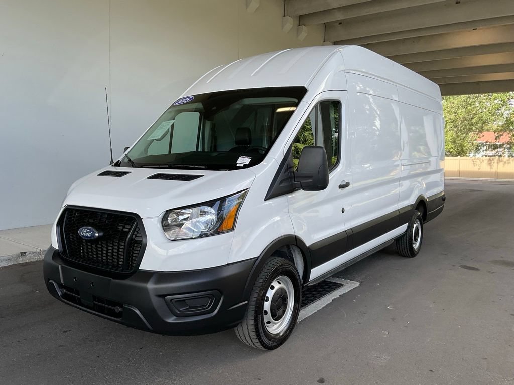Certified 2025 Ford Transit 250 148 High Roof Extended RWD image 8