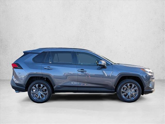 Used 2022 Toyota RAV4 Limited AWD/4WD video 4