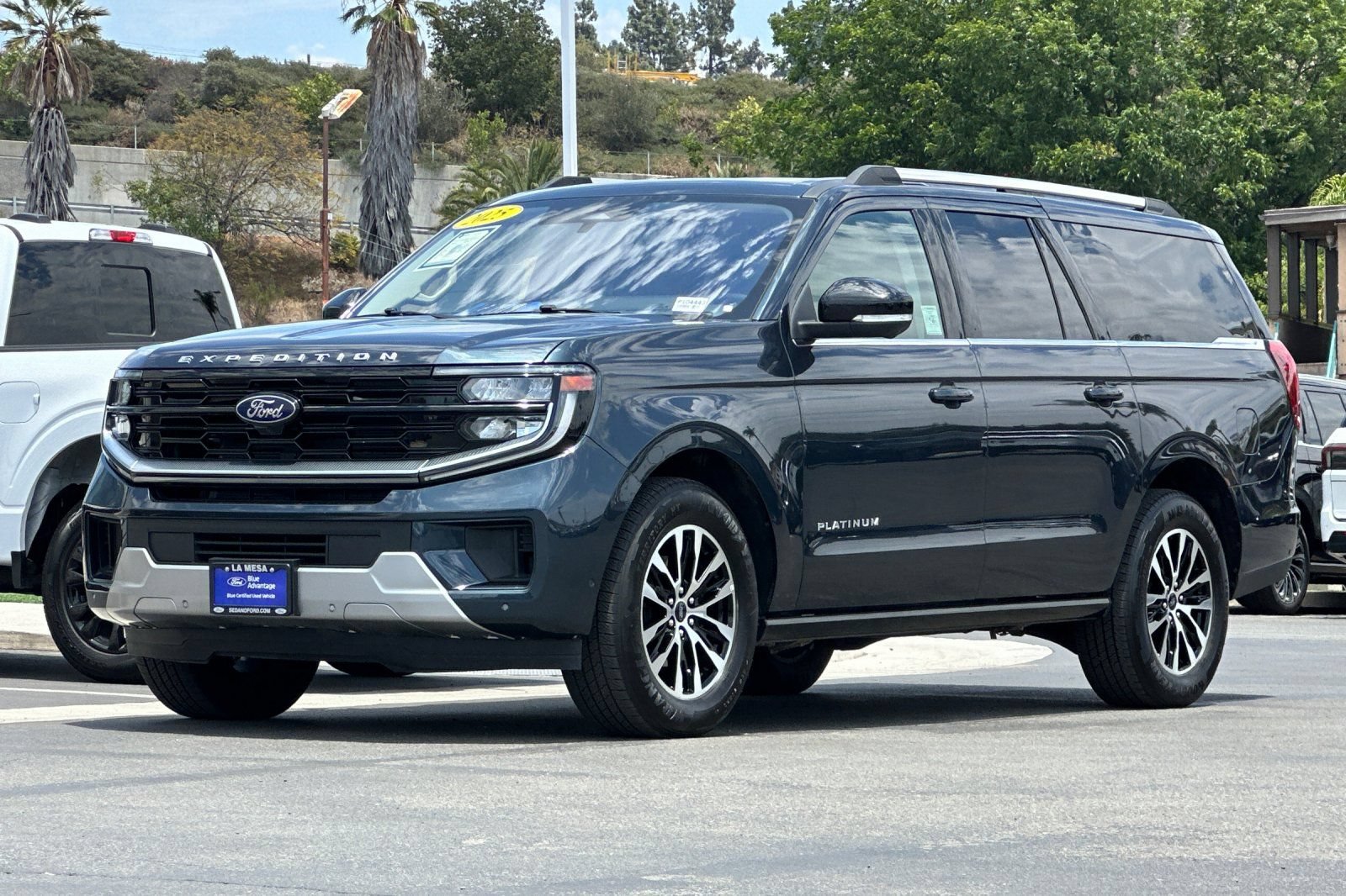 Certified 2025 Ford Expedition Max Platinum AWD/4WD image 7