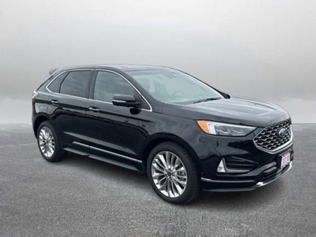 Certified 2020 Ford Edge Titanium w/ Equipment Group 301A AWD/4WD image 5