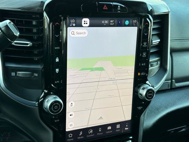 Used 2026 RAM 2500 Laramie AWD/4WD image 10