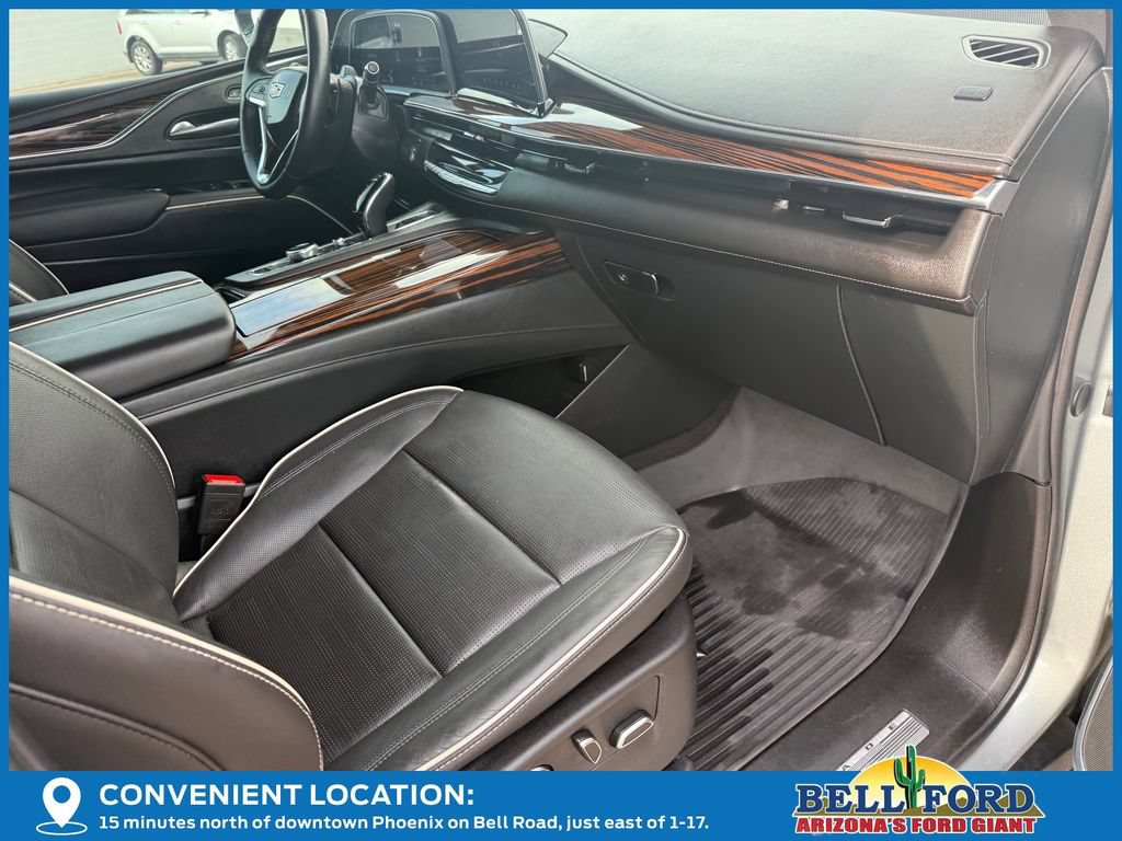 Used 2024 Cadillac Escalade ESV Premium Luxury AWD/4WD image 6