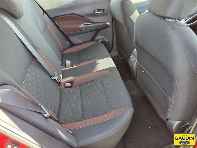 Used 2023 Nissan Kicks SR image 15