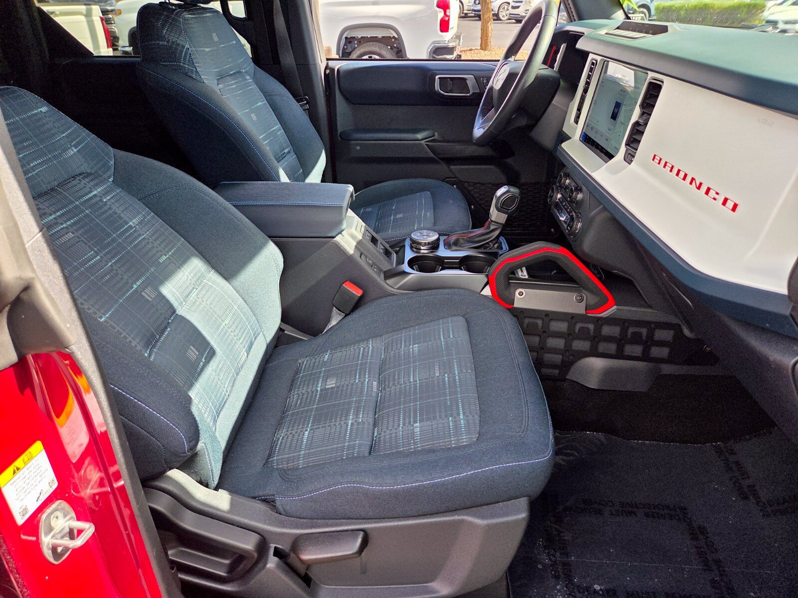 Certified 2025 Ford Bronco Heritage Edition AWD/4WD image 15