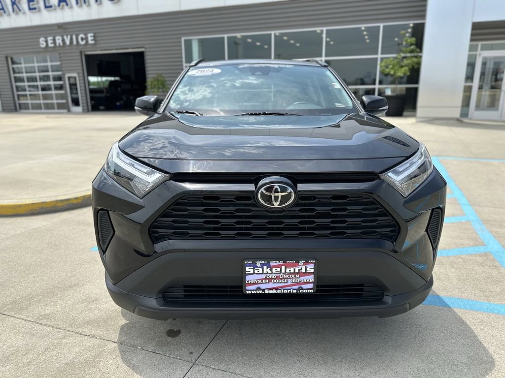 Used 2023 Toyota RAV4 XLE image 5