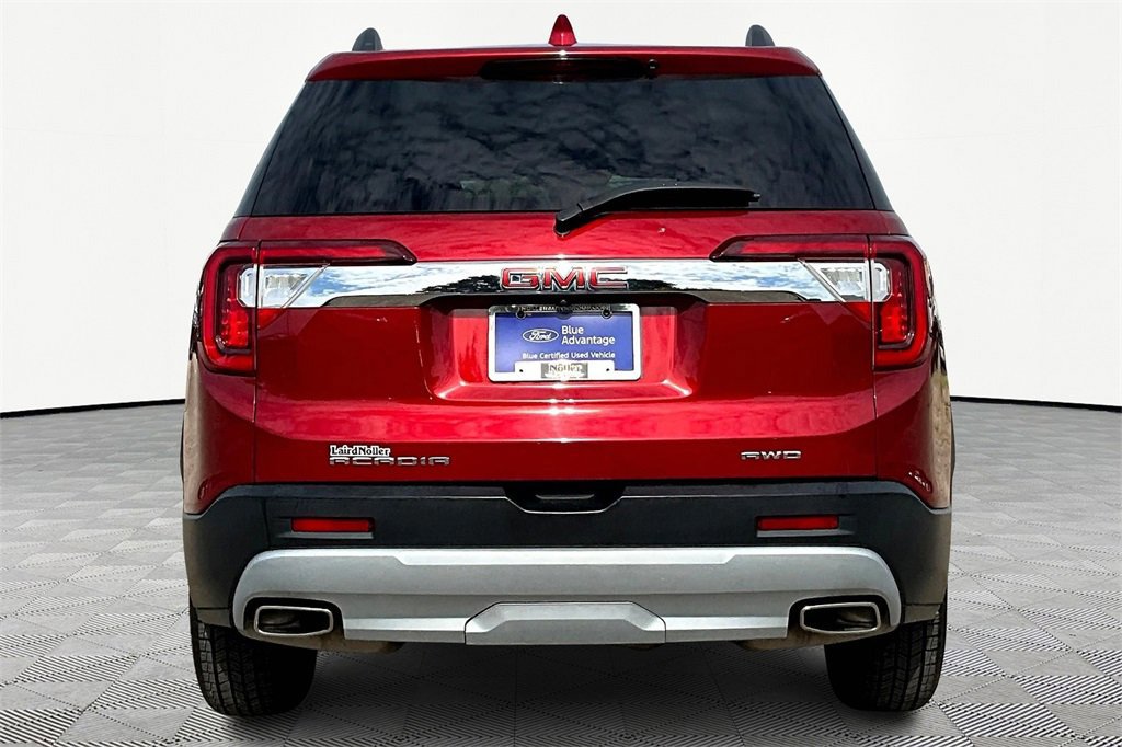 Used 2023 GMC Acadia SLT image 3