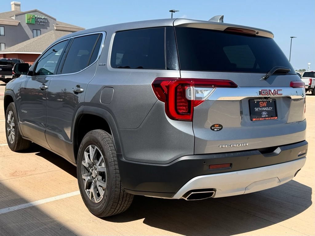 Used 2023 GMC Acadia SLE FWD image 6