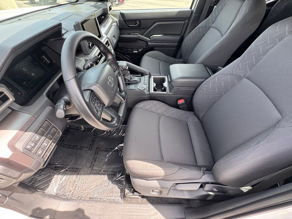 Used 2025 Toyota Tacoma SR5 image 17