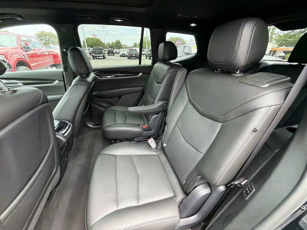 Used 2021 Cadillac XT6 Premium Luxury FWD image 26