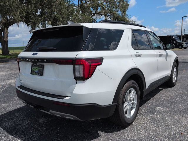 Certified 2026 Ford Explorer Active w/ Active Comfort Package RWD image 5
