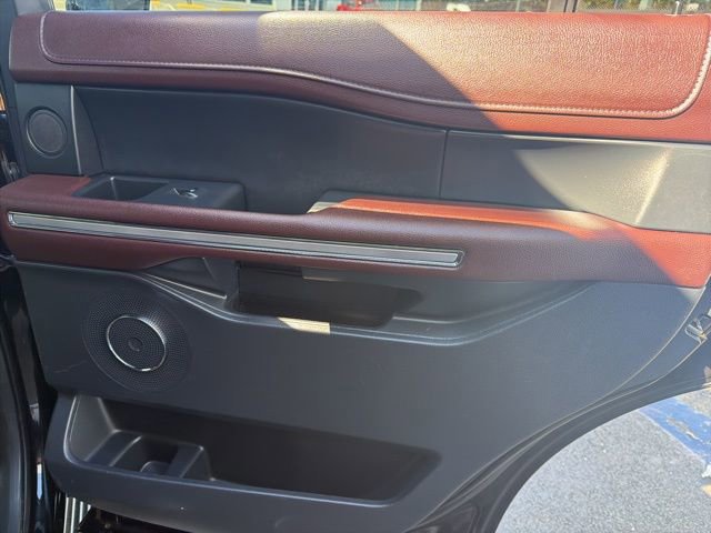 Certified 2024 Ford Expedition Limited image 44