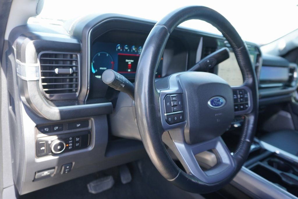 Certified 2024 Ford F250 Lariat w/ Sport Appearance Package image 12