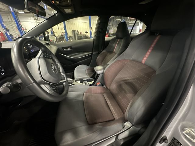 Used 2023 Toyota Corolla SE w/ SE Package AWD/4WD image 17