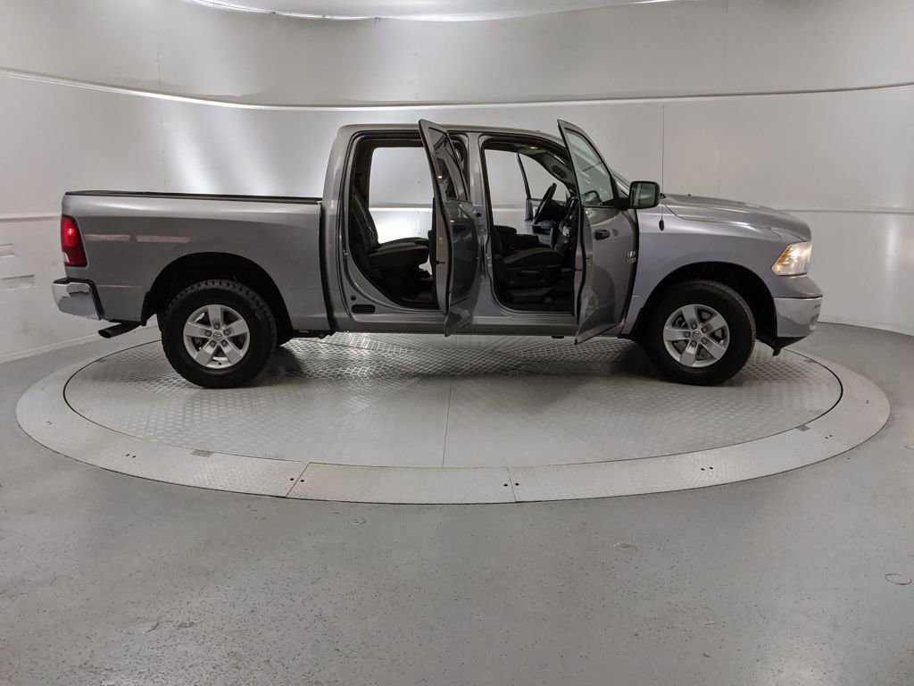 Used 2022 RAM 1500 Classic SLT w/ Electronics Group image 9