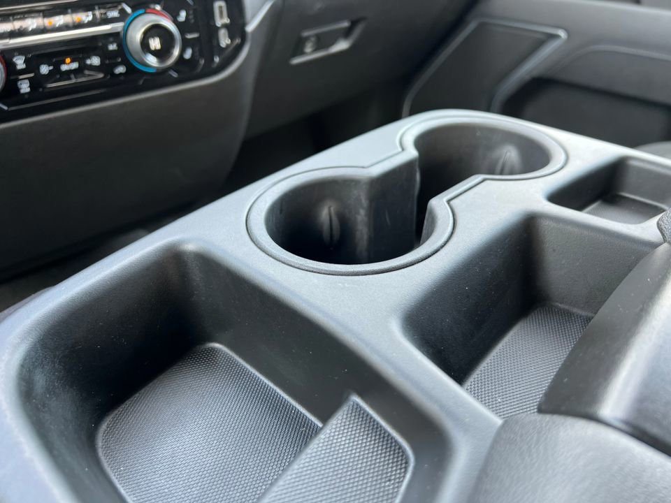 Used 2025 Chevrolet Silverado 2500 LT w/ Convenience Package image 34