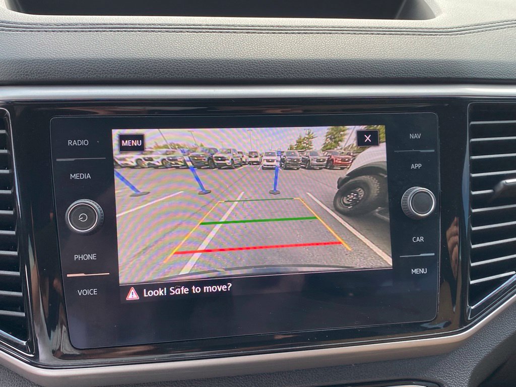 Used 2020 Volkswagen Atlas Cross Sport SEL Premium AWD/4WD image 18
