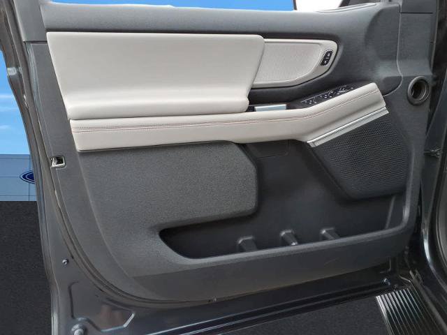 Certified 2025 Ford Expedition Max Active AWD/4WD image 26