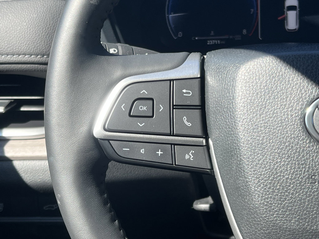 Used 2024 Toyota Grand Highlander AWD image 18