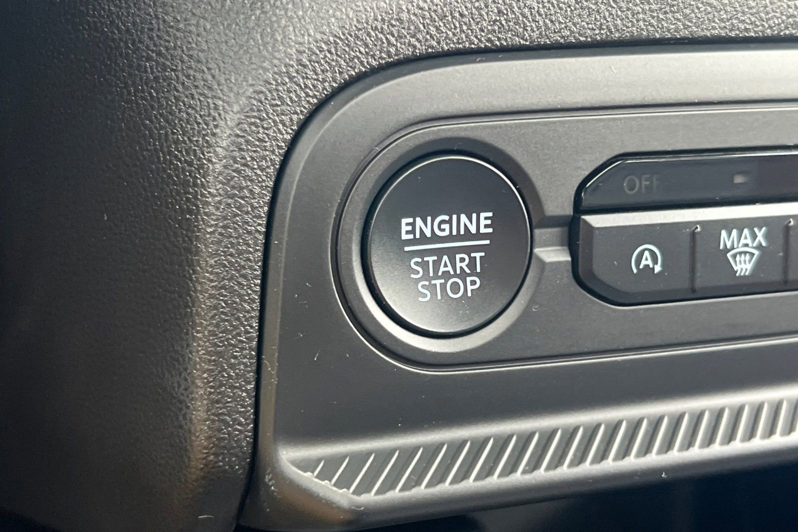 Certified 2025 Ford Bronco Sport Outer Banks w/ Outer Banks Tech Package+ image 24