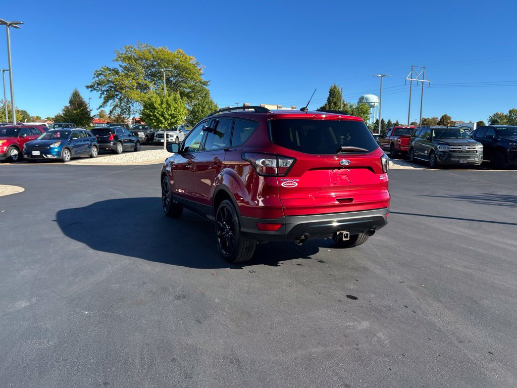 Certified 2017 Ford Escape SE w/ SE Sport Appearance Package AWD/4WD image 27