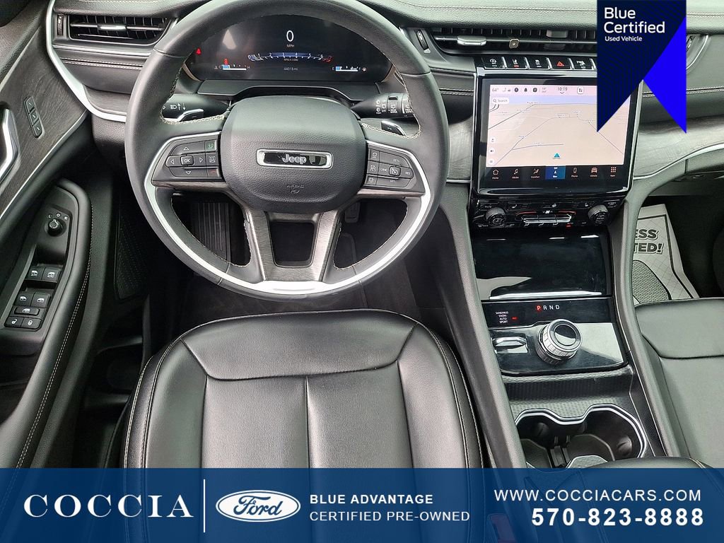 Used 2024 Jeep Grand Cherokee L Limited w/ Black Appearance Package AWD/4WD image 12