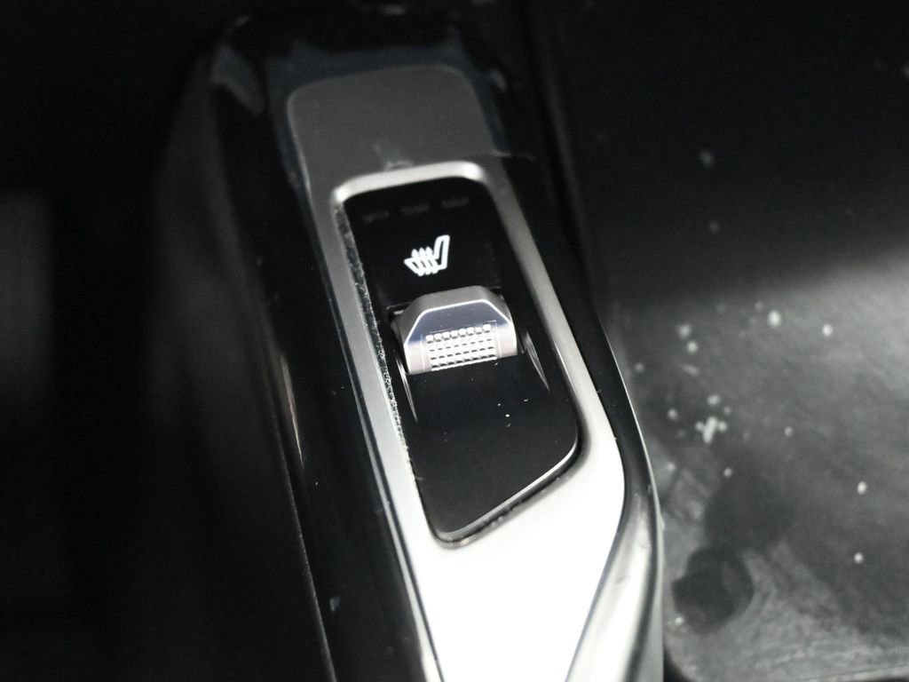 Used 2023 Kia Sorento S w/ Panoramic Sunroof Package image 47