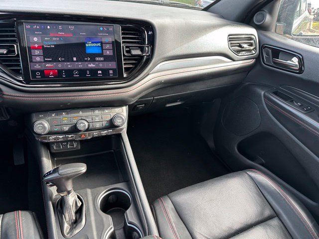 Used 2024 Dodge Durango GT AWD/4WD image 16