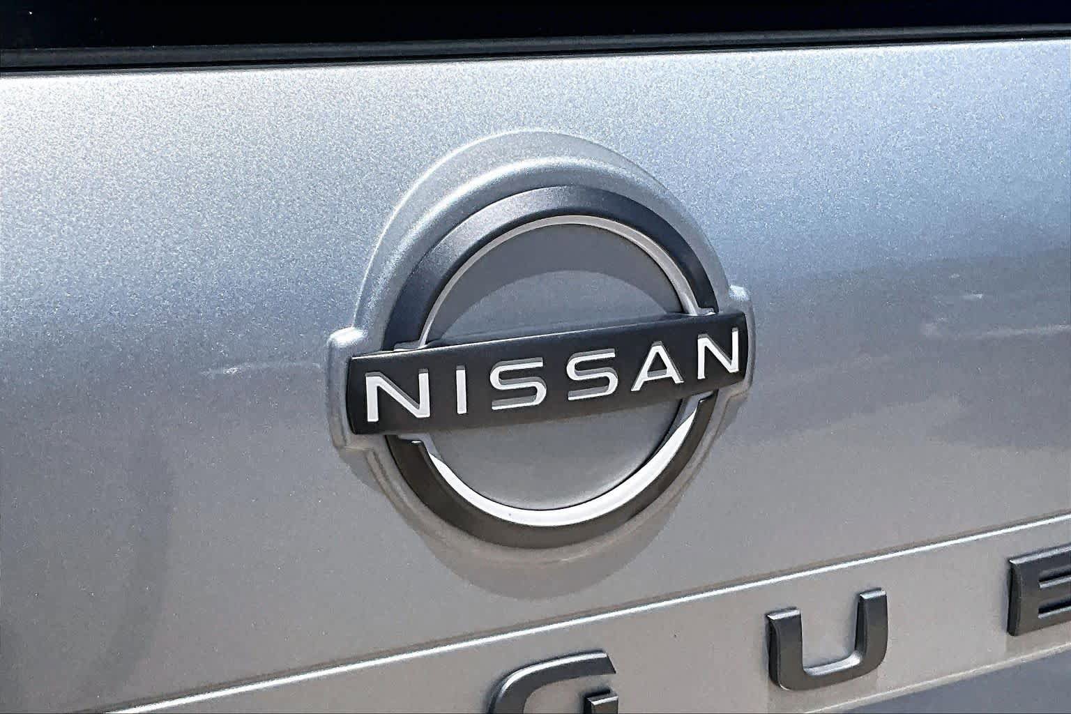 Used 2024 Nissan Rogue S AWD/4WD image 30