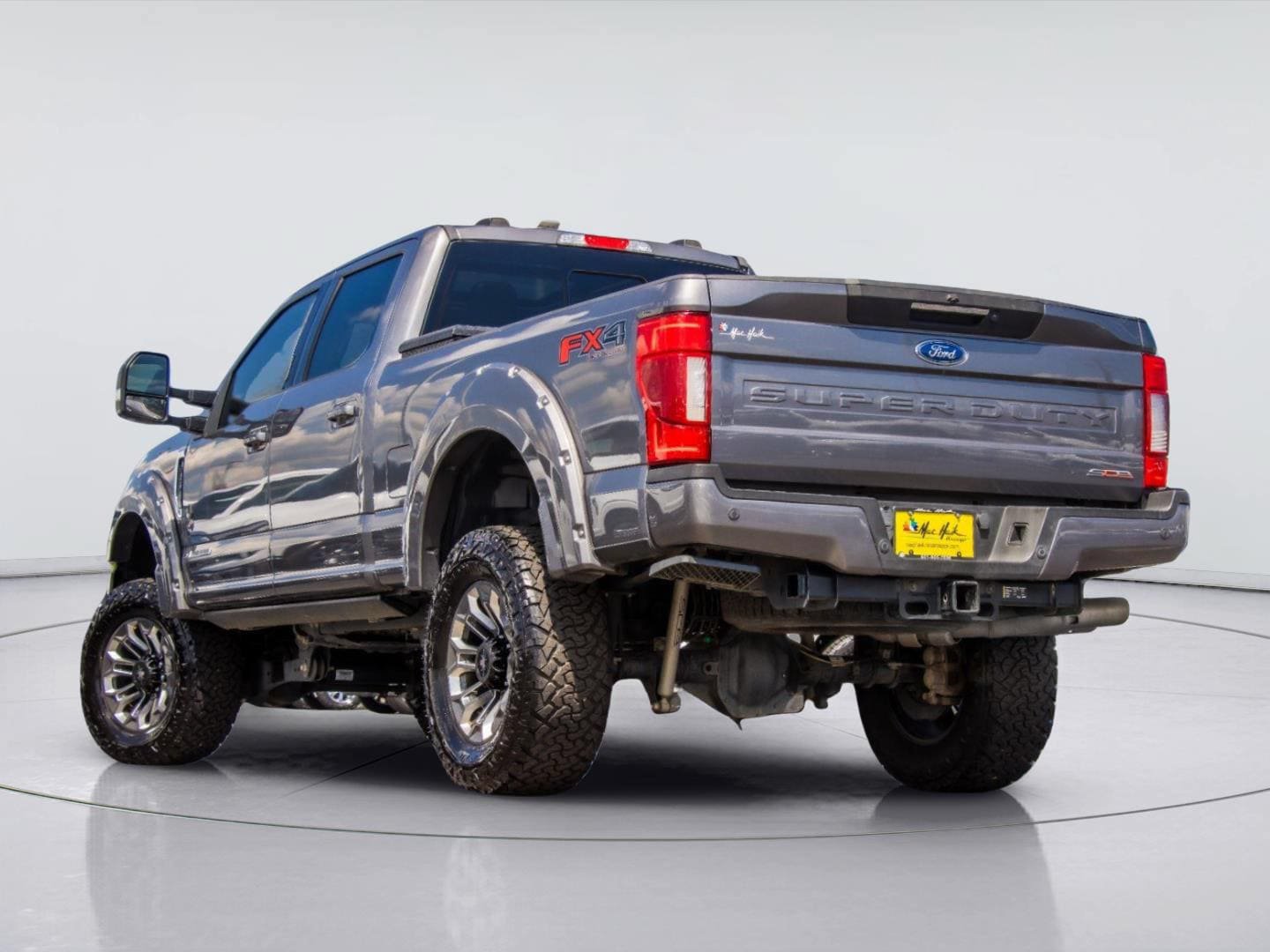 Certified 2021 Ford F250 Lariat w/ Lariat Ultimate Package AWD/4WD image 4