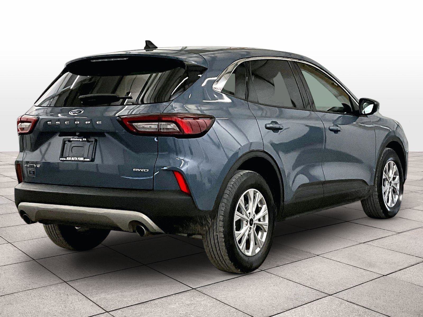 Certified 2023 Ford Escape Active AWD/4WD image 11