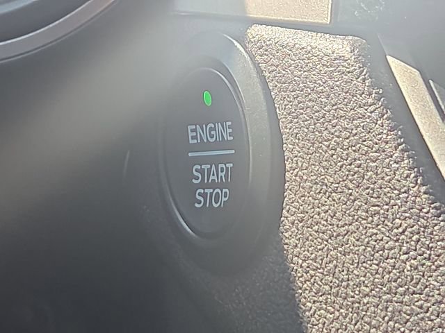 Certified 2020 Ford Escape SE FWD image 43