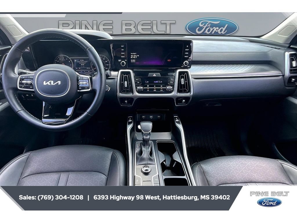 Used 2022 Kia Sorento S w/ Panoramic Sunroof Package FWD image 14