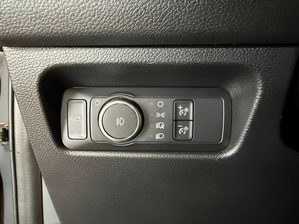 Certified 2024 Ford Ranger XLT w/ Technology Package RWD image 16