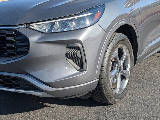 Certified 2024 Ford Escape ST-Line image 8