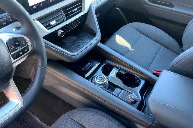 Certified 2025 Ford Explorer Active AWD/4WD image 17