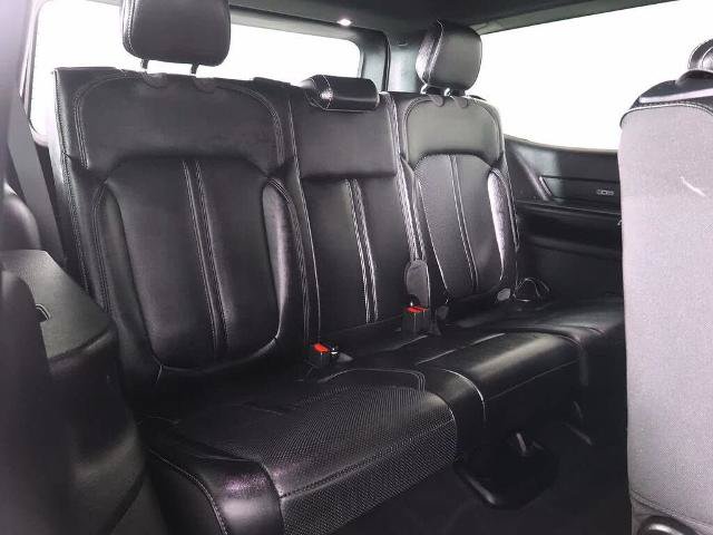 Used 2024 Jeep Wagoneer Series II w/ Flexible Seating Group AWD/4WD image 29