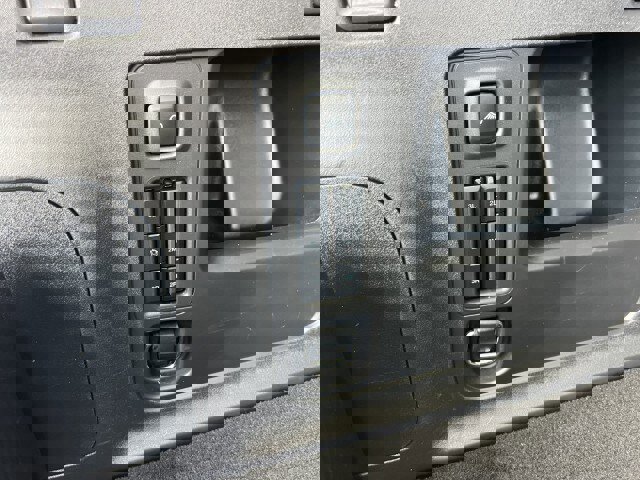 Certified 2025 Ford Expedition Max Platinum image 32