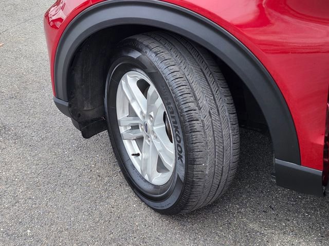 Certified 2022 Ford Explorer XLT w/ Equipment Group 202A image 36