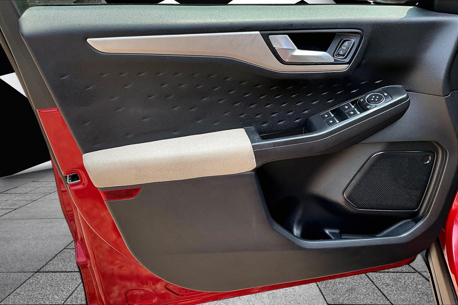Certified 2020 Ford Escape SE AWD/4WD image 18