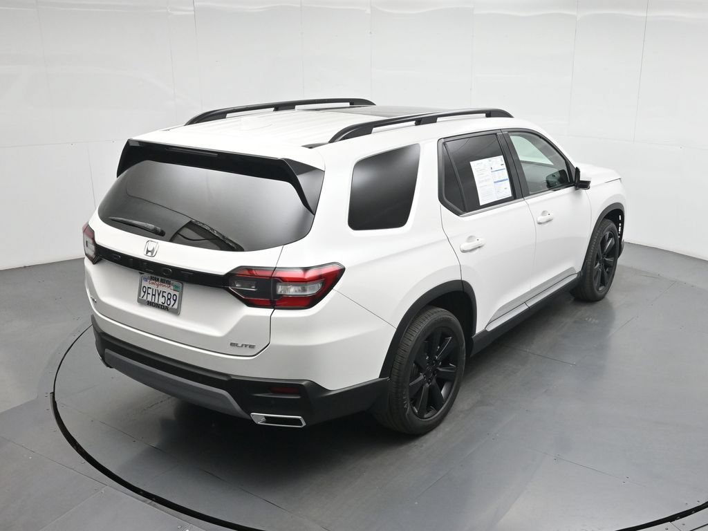 Used 2023 Honda Pilot Elite image 41