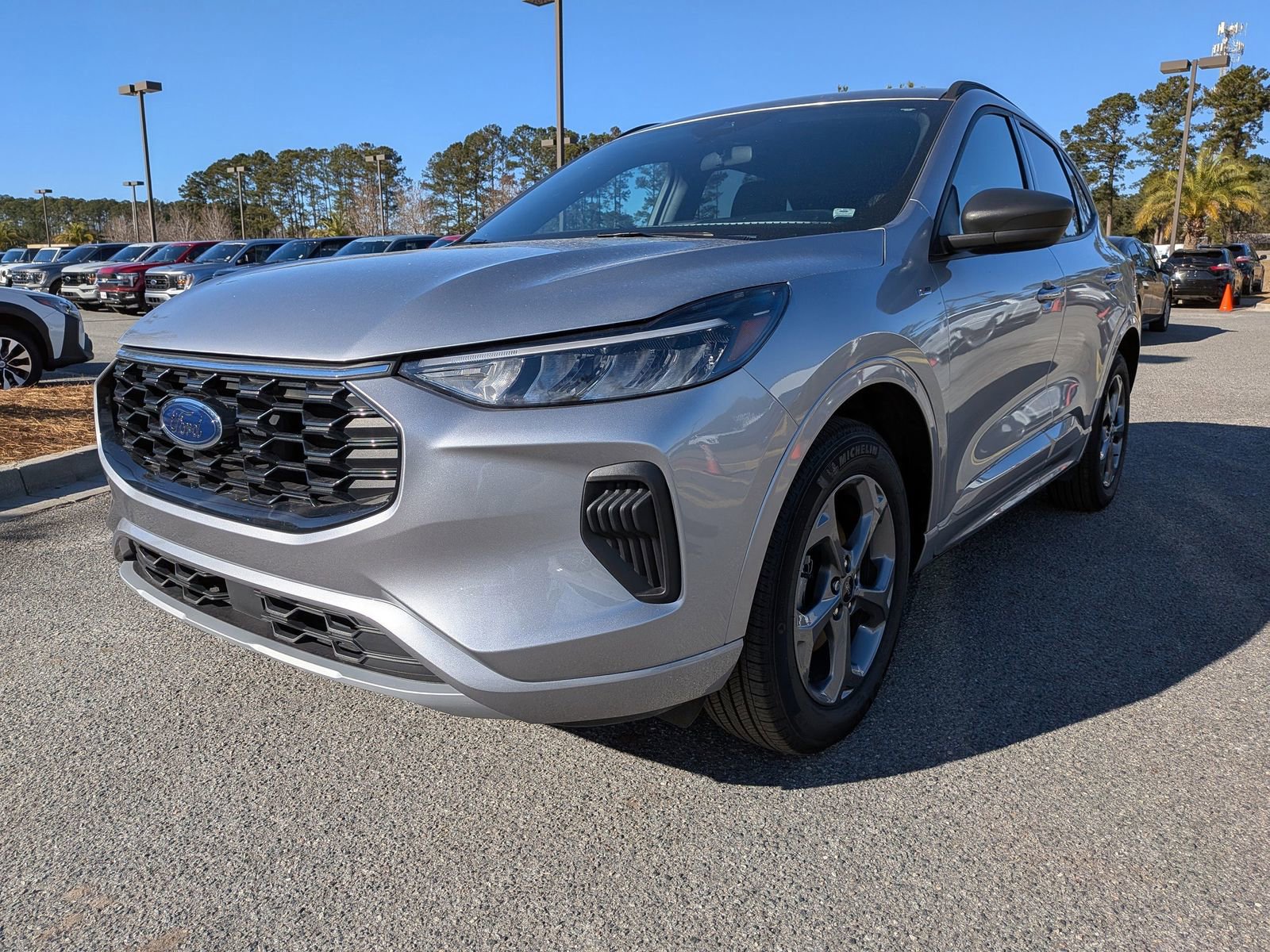 Certified 2023 Ford Escape ST-Line w/ Tech Pack #1 image 9