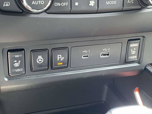 Used 2025 Nissan Frontier PRO-4X w/ Pro Premium Package AWD/4WD image 15