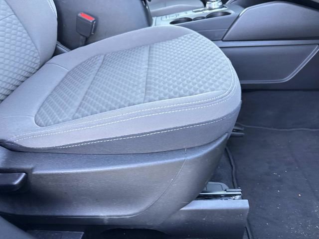 Certified 2022 Ford Escape SE w/ SE Sport Appearance Package image 13