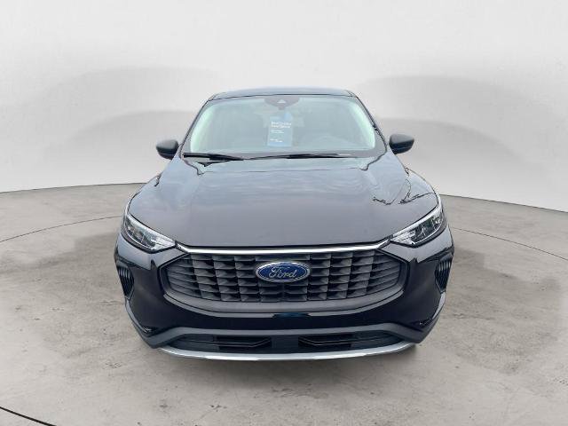 Certified 2023 Ford Escape Active AWD/4WD image 2